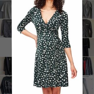 Excellent condition Leota wrap dress (maternity friendly)